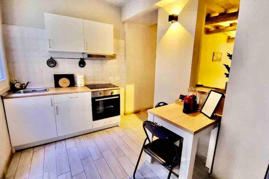 " In Centro Da Marghe" By Revenue House Apartment Parma Ngoại thất bức ảnh